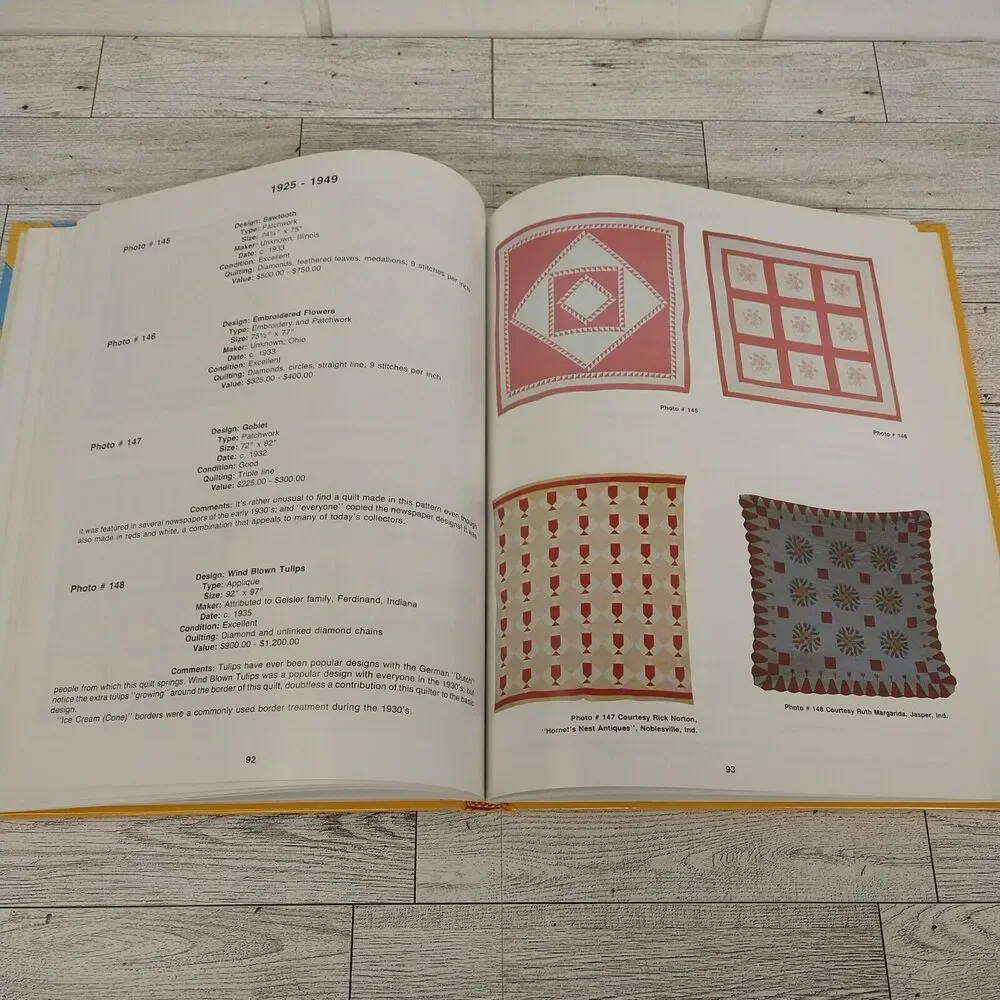 Collecting Quilts Investments‎ in America's Heritage 1985 HC AQS Craft Book